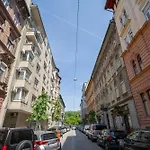 City Park Corner Loft Near Heroes\' Square