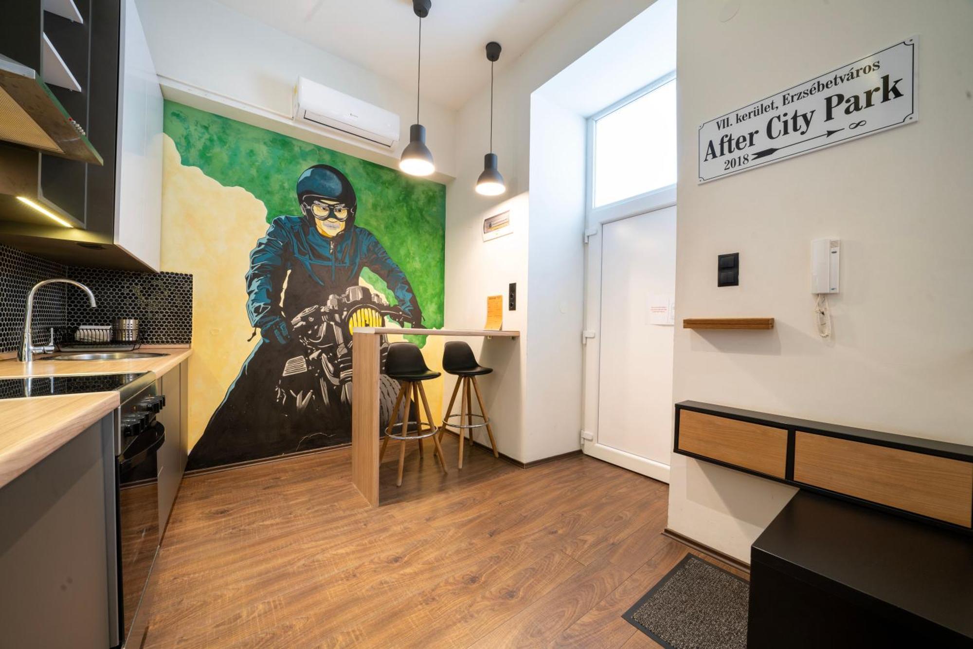 Park Corner Loft Near Heroes' Square Apartment
