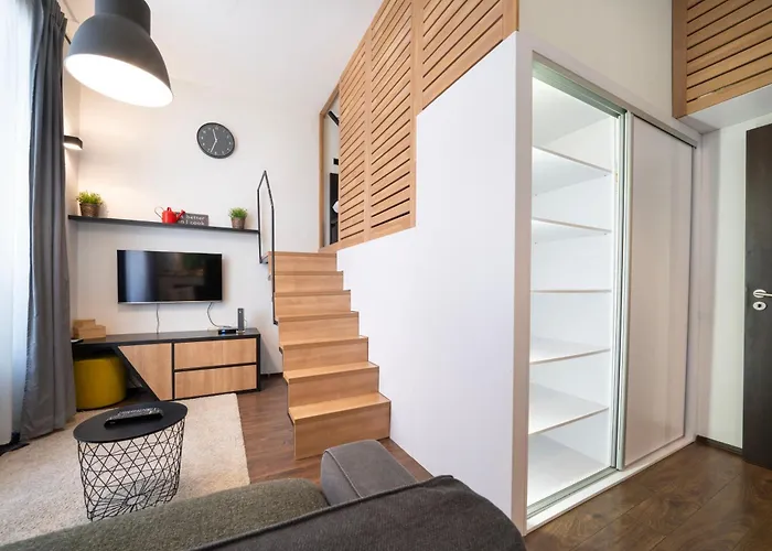 City Park Corner Loft Near Heroes\' Square